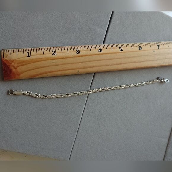 Napier Vintage Silver Tone Multi Strand Twisted Bracelet - Picture 7 of 7